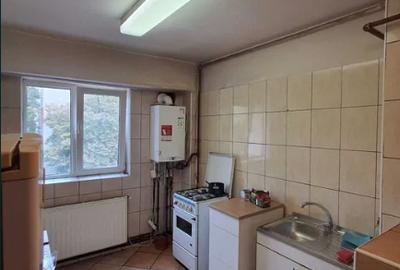 Apartament cu 2 camere semidecomandat în Titan