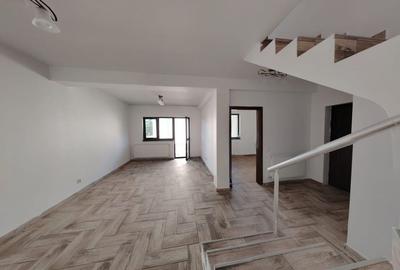 Casă cu 4 camere în Chiajna