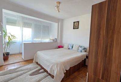Apartament cu 2 camere decomandat, mobilat în Dâmbovița