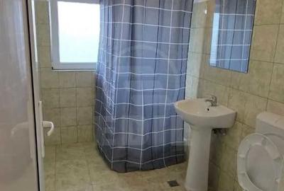 Apartament cu 2 camere semidecomandat în Florești