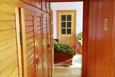 Apartament cu 3 camere semidecomandat în Milcov - 5