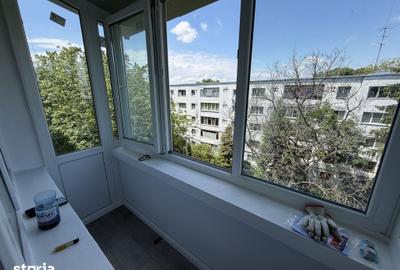 Apartament cu 3 camere în Andrei Mureșanu