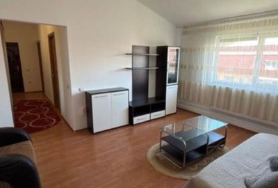 Apartament cu 2 camere decomandat în Km 4-5