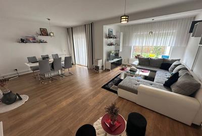 Casă cu 5 camere cu Canalizare în Lunei - 3