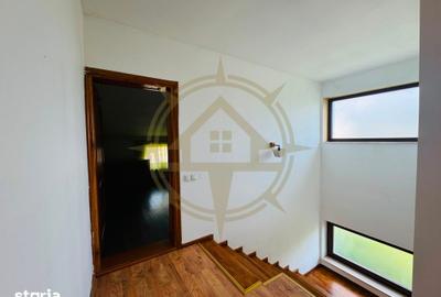 Casă cu 5 camere cu Teren 1192 Mp în Crevedia