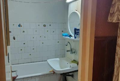 Apartament cu 2 camere nedecomandat în Central