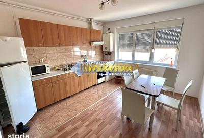 Apartament cu 2 camere în Cetate