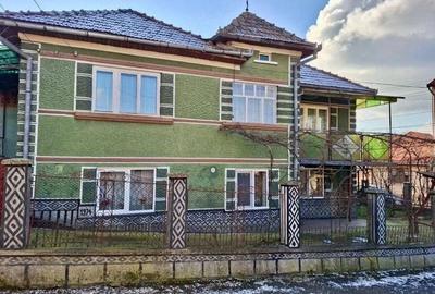 Casă cu Teren 500 Mp în Central