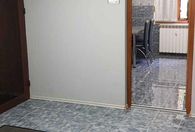 Apartament cu 3 camere decomandat în Exterior Vest - 2