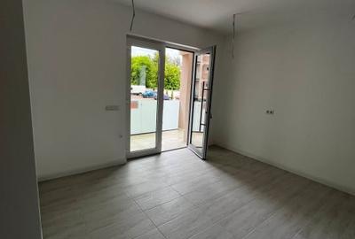 Spațiu comercial, de 80 mp, în Independenței - 6