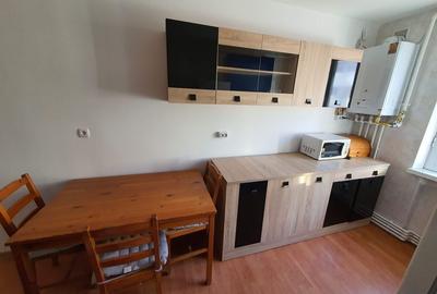Apartament cu 2 camere decomandat în Sud