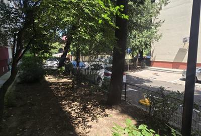 Garsonieră decomandată în Giurgiului
