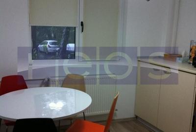 Apartament cu 2 camere decomandat în Tineretului - 6