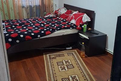 Apartament cu 3 camere decomandat în Central - 1