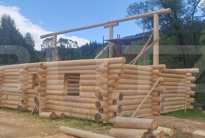 Casă cu 5 camere cu Teren 108 Mp în Central - 11