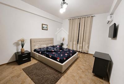 Garsonieră decomandată în Central