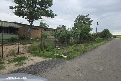 Teren de 3400 mp, în Copăceanca - 3