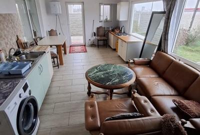 Duplex cu 3 camere cu Canalizare în Variaș - 4