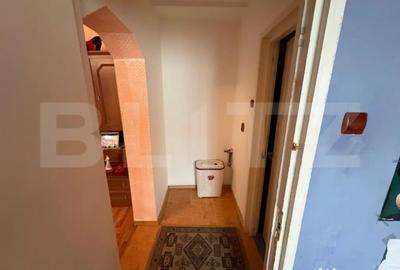 Apartament cu 2 camere semidecomandat, mobilat în Micro 4 - 2
