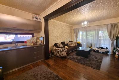 Casă cu 4 camere decomandat cu Canalizare în Valu lui Traian - 5