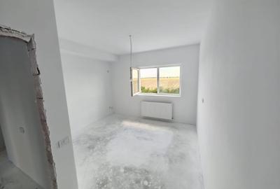Casă cu 4 camere cu Teren 220 Mp în Berceni