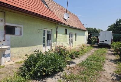 Casă individuală cu 6 camere cu Canalizare în Exterior Vest - 11
