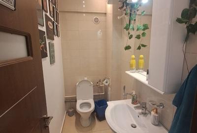 Spațiu comercial, de 35 mp, în Palazu Mare - 2