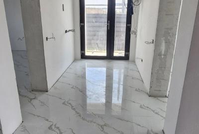 Casă cu 3 camere cu Teren 385 Mp în Central - 3