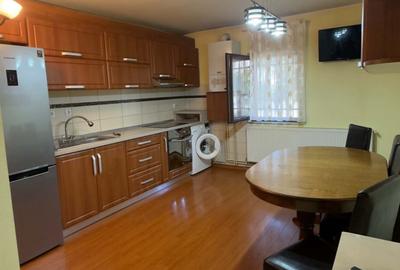 Apartament cu 2 camere decomandat în Republicii - 1