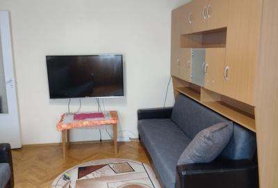 Apartament cu 2 camere nedecomandat în Central