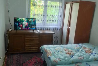 Apartament cu 3 camere decomandat în 1 Mai - 1