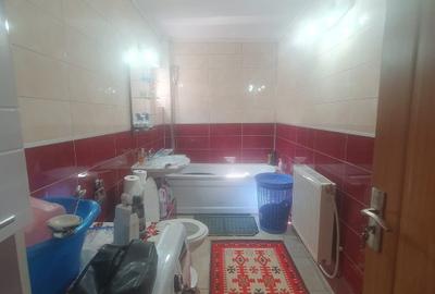 Apartament cu 3 camere semidecomandat în Central - 5