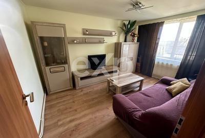 Apartament cu 3 camere decomandat, mobilat în Central