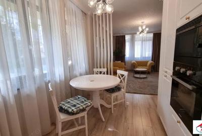Apartament cu 3 camere în Central - 2