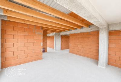 Penthouse cu 6 camere decomandat în Banu Mărăcine - 6
