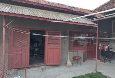 Casă cu 3 camere în Central - 8