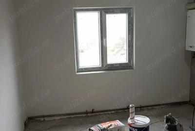Apartament cu 2 camere decomandat în Micro 3 - 4