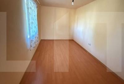 Casă cu 4 camere cu Teren 9600 Mp în Central - 2