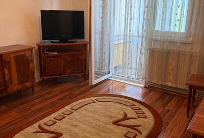 Apartament cu 2 camere semidecomandat în Est