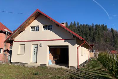 Casă cu 4 camere în Bușmei - 1