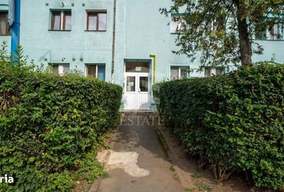 Garsonieră decomandată în Tractorul