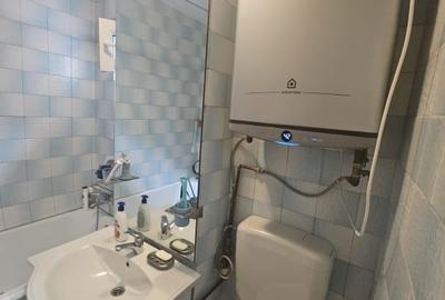 Apartament cu 3 camere decomandat în Tineretului - 11
