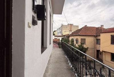 Apartament cu 4 camere în Central
