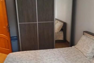Apartament cu 3 camere decomandat, mobilat în Brâncoveanu