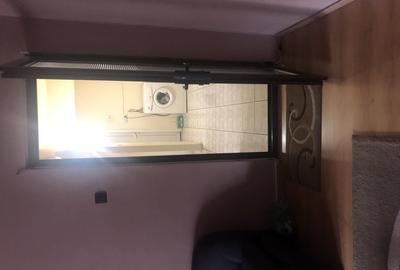Apartament cu 2 camere decomandat în Central - 1