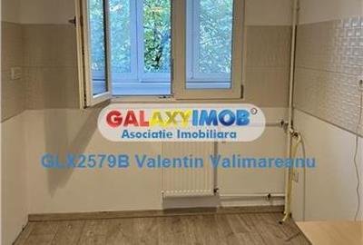 Apartament cu 3 camere semidecomandat, mobilat în Dristor - 4