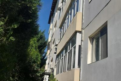 Apartament cu 3 camere decomandat în Sud - 1