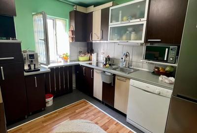 Apartament cu 4 camere decomandat, mobilat în Porolissum - 1