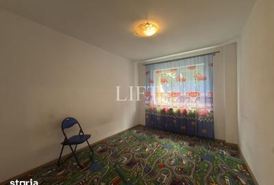 Apartament cu 3 camere decomandat în Astra - 10
