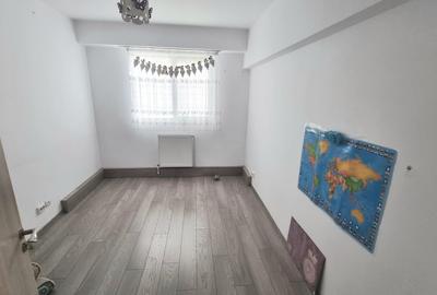 Apartament cu 3 camere decomandat în Sârbi - 6